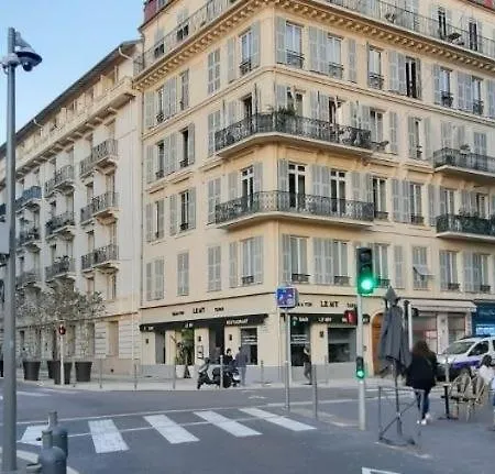 Bed & Breakfast Superbe Plein Centre Climatise Direct Aeroport Via Tram Nice